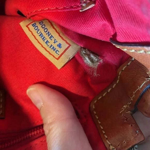 Seafoam green Dooney & Bourke 7x9 crossbody bag - Picture 3 of 7